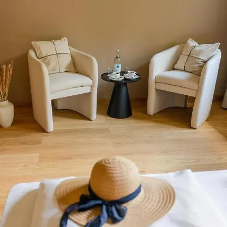 Hotel Seehotel Koellnitz *